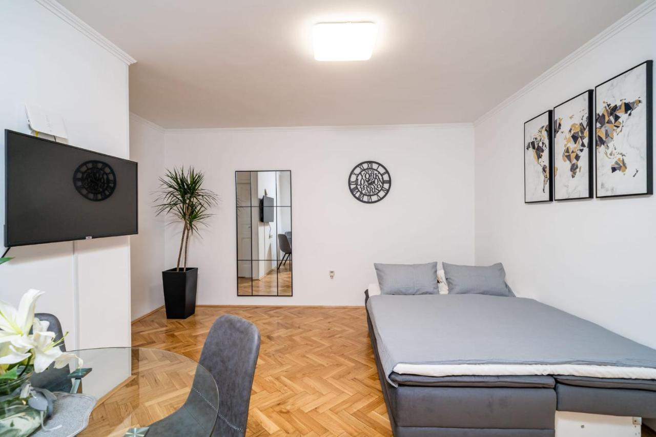 Apartman Knego With Parking Dubrovnik Exteriör bild