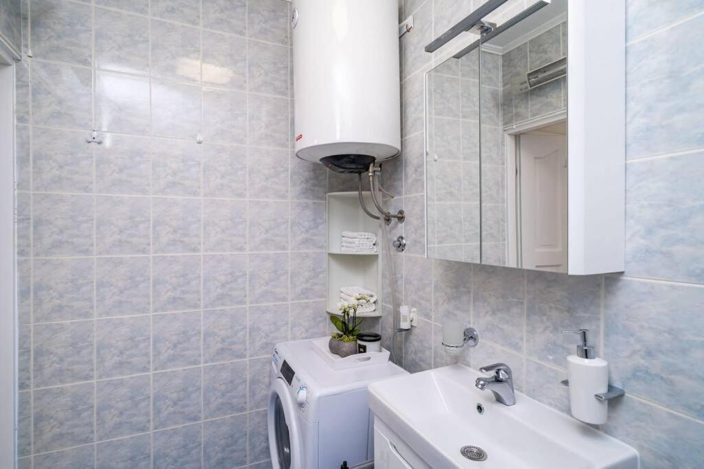 Apartman Knego With Parking Dubrovnik Exteriör bild